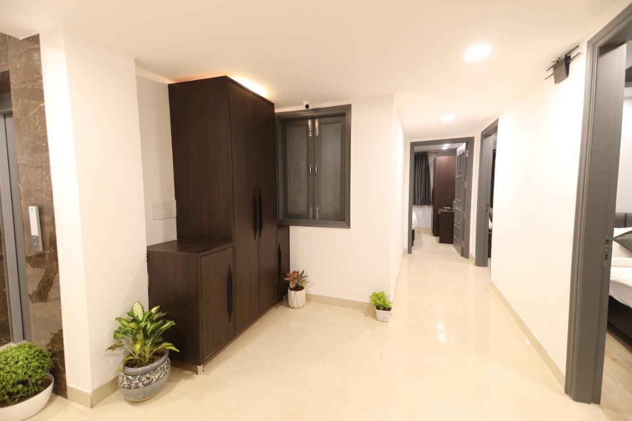 Nirpra Regency Nova Deli Exterior foto